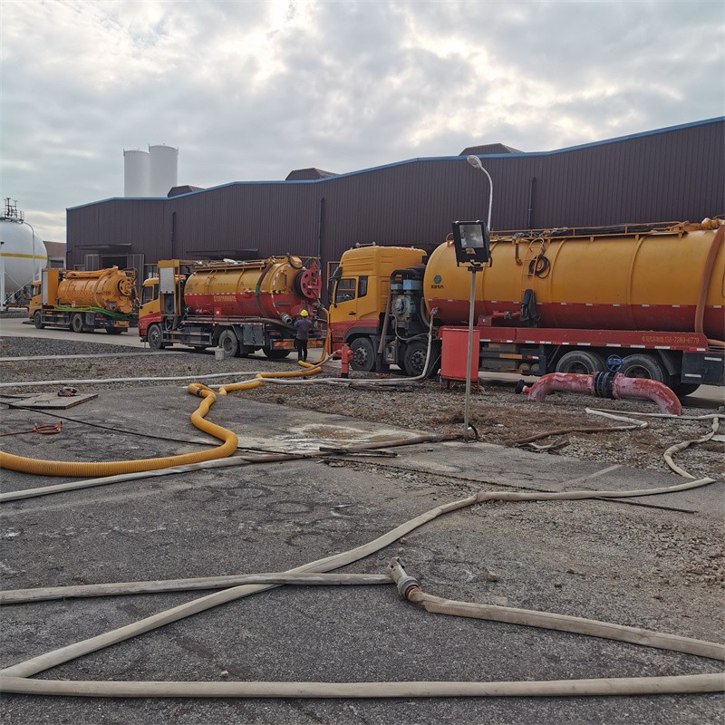 浩口原种场污水池清理